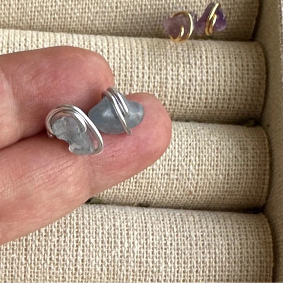 Raw aquamarine confetti gold statement studs earrings March birthstone - Picture 4 of 8